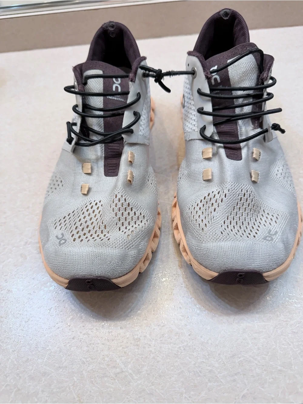 On Running breathable knit